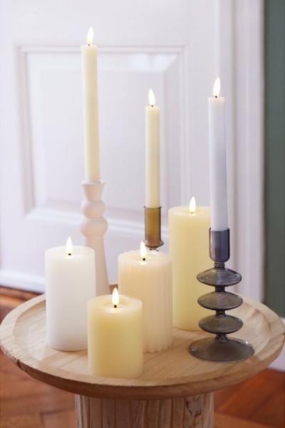 LED Kerze Rustic Weiß Stumpenkerze Flammeneffekt Echtwachs Warmweiß H 11,2cm