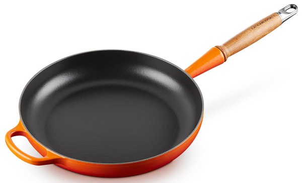 Le Creuset Bratpfanne mit Holzgriff Signature Gusseisen Ofenrot