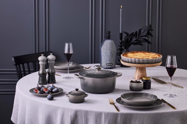 Le Creuset Bräter Signature Rund Gusseisen Flint Grau