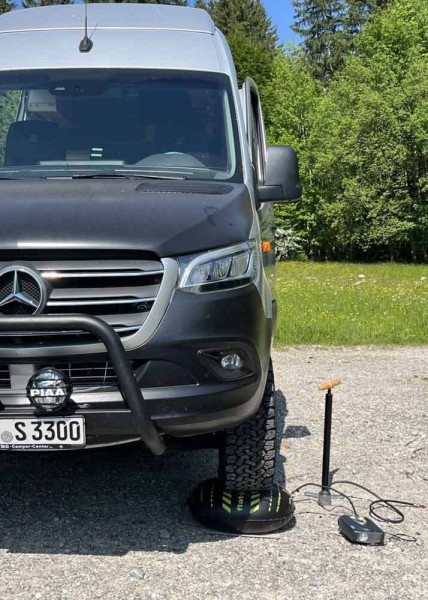 flat-jack camper 2.0 Reifen-Luftkissen - Ausgleich bis 20 cm - Reifen bis 305mm