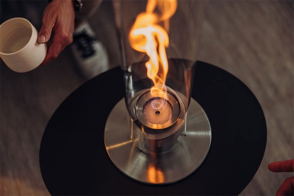 höfats SPIN 1200 Tischfeuer Silber Bioethanol Tischkamin