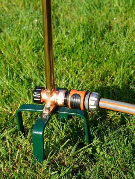 Rasensprenger Schmetterling Rotierend Kupfer mit Erdspieß Kreisregner