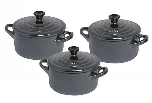 Le Creuset Mini Cocotte 3er-Set Steinzeug schwarz-silber 10x5cm Le Creuset Mini Cocotte 3er-Set Steinzeug schwarz-silber 10x5cm