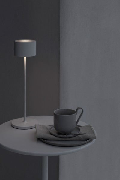 blomus Tischleuchte FAROL kabellos dimmbar LED Akku Outdoor Warm Grey anthrazit