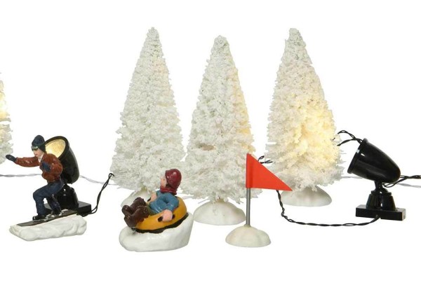 Winterszene Skipiste Beleuchtet Ski Rodeln 16 teilig Deko mit Beleuchtung