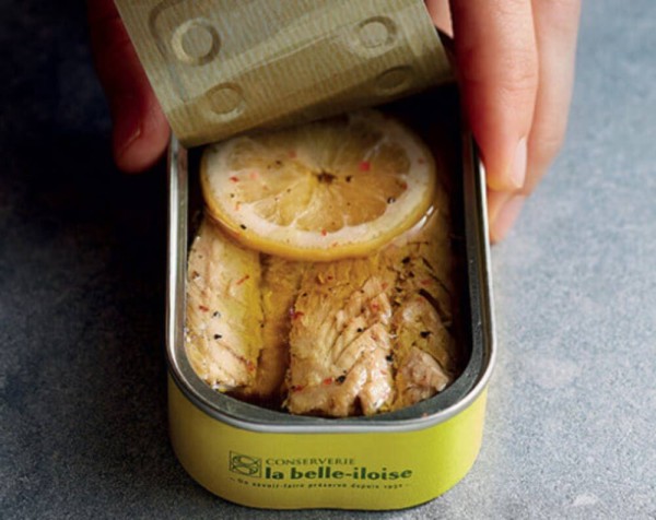 la belle-iloise Makrelenfilets in Olivenöl mit Zitrone und Pfeffer - Dose 118 g