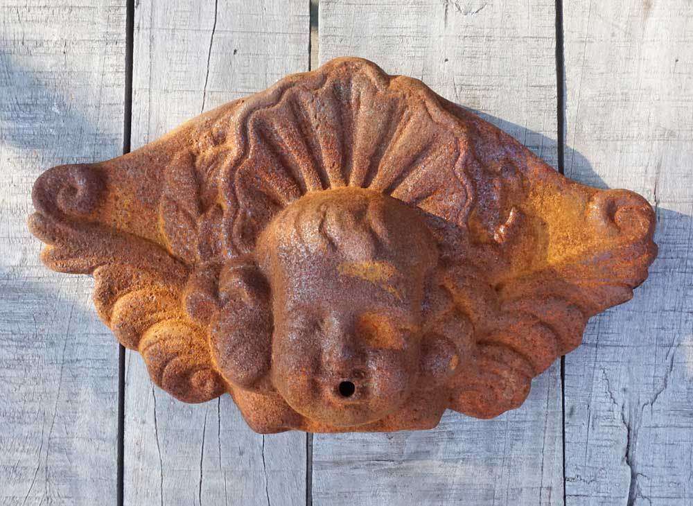 Wasserspeier Engel für die Wand Wandbrunnen Eisen Rostig Wandhänger