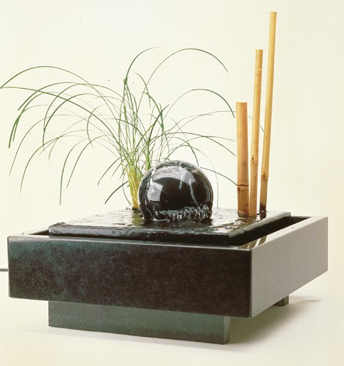 Oase Aquarius Universal Classic 440 Wasserspielpumpe