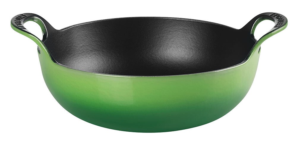 Le Creuset Balti Dish Schmorbräter Gusseisen Bamboo Green 24cm