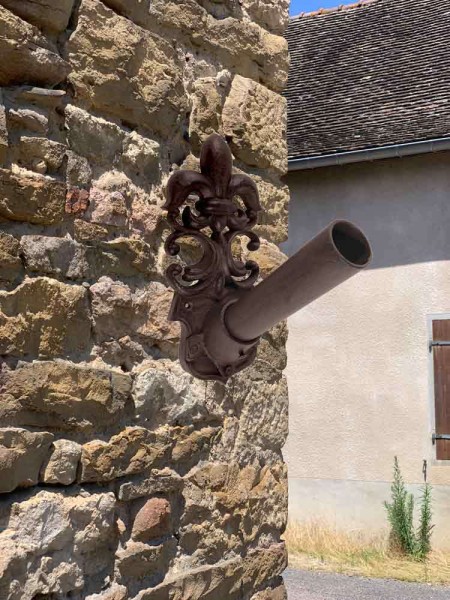 Fahnenhalter Lilie Nostalgie Fahnenmast Gusseisen Antik-Braun Fahnenmasthalter