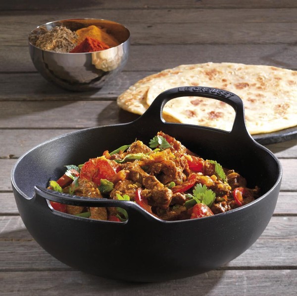 Le Creuset Balti Dish Schmorbräter Gusseisen Schwarz 24cm
