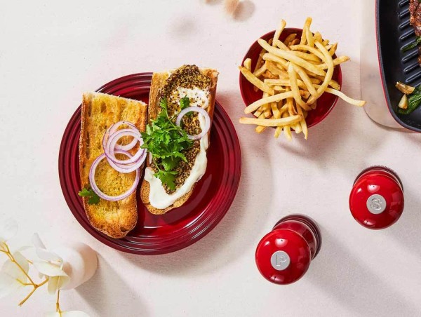 Le Creuset Salzmühle Kirschrot 21cm