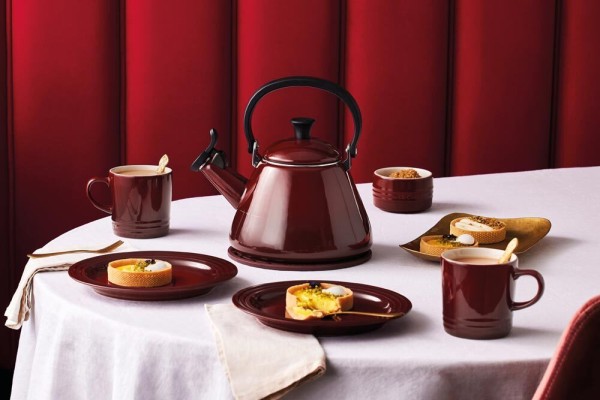 Le Creuset Wasserkessel Kone Garnet (Rhone) Bordeaux-Rot 1,6L