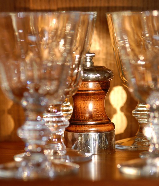 Peugeot Palace Pfeffermühle Holz poliert/versilbert 10cm