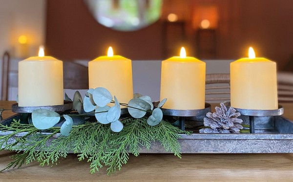 LED Kerze Stumpenkerze Echtwachs Premium 4 Stück Flackernd Creme Fernbedienung