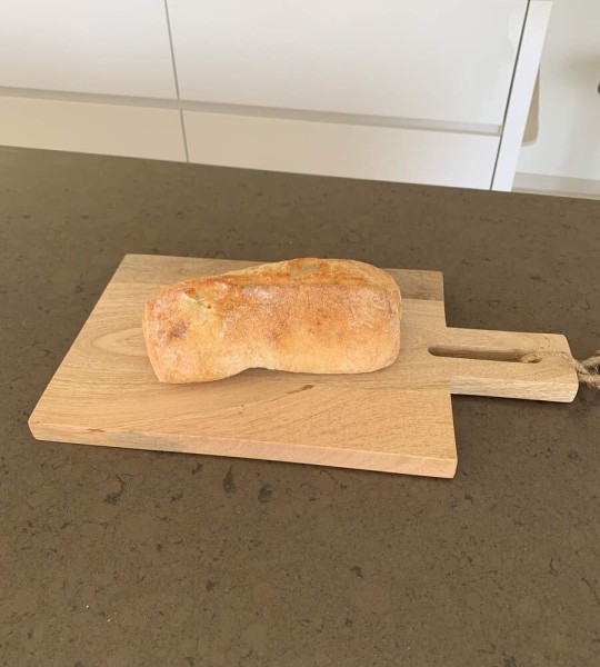 Schneidebrett Holz Servierbrett mit Griff Kordel Mangoholz 40x21cm