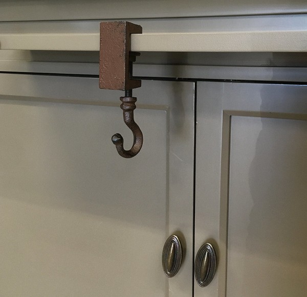 Klemmhaken Befestigungshaken Schraubzwinge mit Haken Gusseisen Braun Antik-Stil