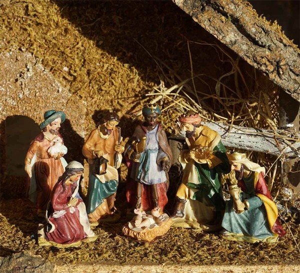 Wunderschöne Krippenfiguren Weihnachten Set 7 teilig Handbemalt