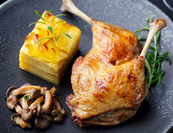 Saint Orens Confit De Canard 2 Entenkeulen Entenconfit mit Entenschmalz 730 g