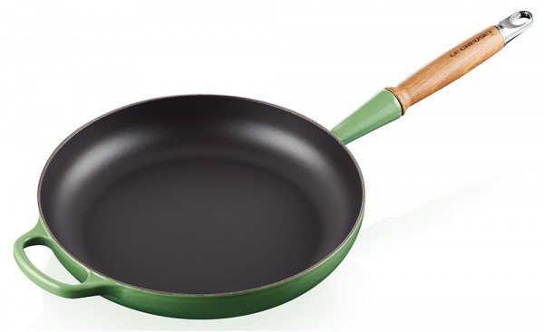 Le Creuset Bratpfanne mit Holzgriff Signature Gusseisen Bamboo Green 28cm