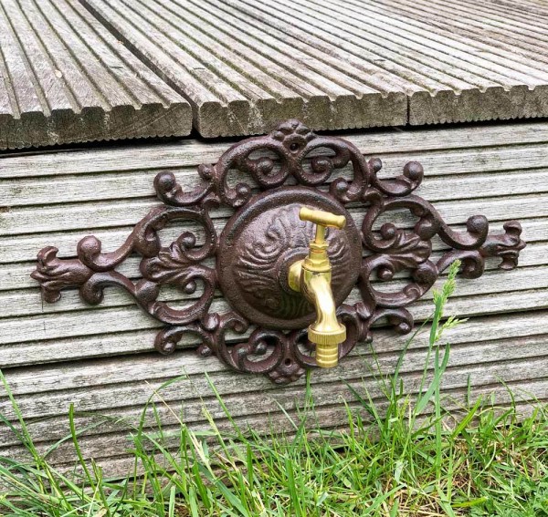 Wasserhahn mit Zierrosette Vintage Wasseranschluss Garten Gusseisen Antik-Stil