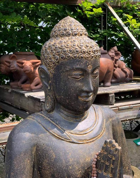 Buddha Figur XXL 150 cm Groß Sitzend Gruß Frostfest Garten Statue Anthrazit-Rost