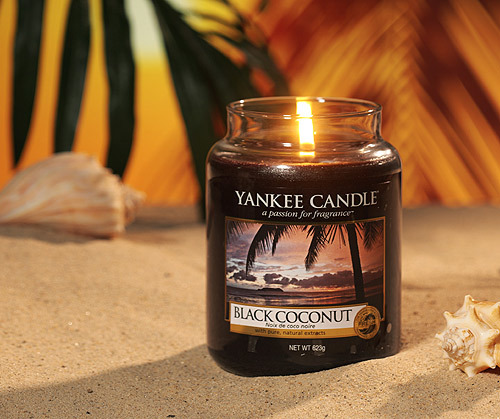 Yankee Candle Duftkerze Black Coconut 411 g kaufen