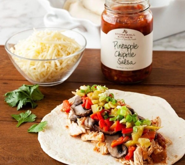 Stonewall Kitchen Pineapple Chipotle Salsa 454 g