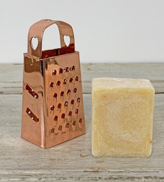 Mini Reibe für Duftsteine Amber Duftwürfel Vierkantreibe Rose-Gold